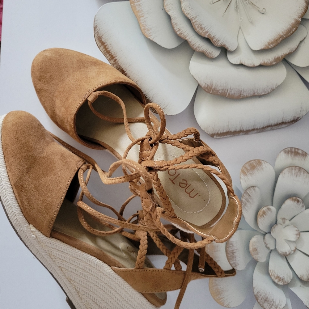 Me Too wedges, tan